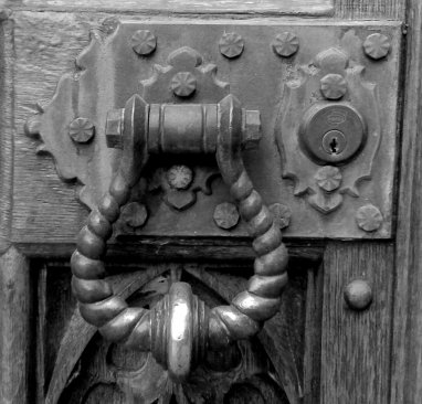 cohurch doorhandle